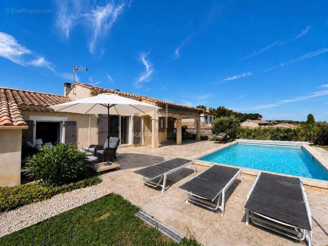 Maison à MAUSSANE-LES-ALPILLES