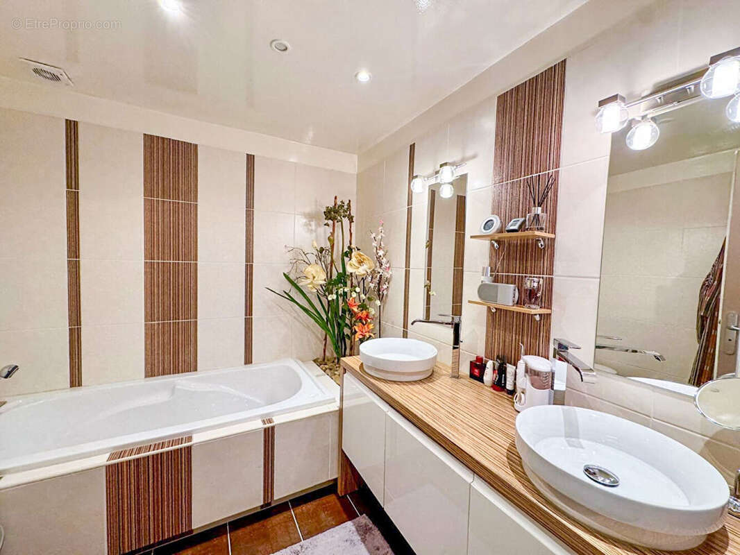 Appartement à MELUN