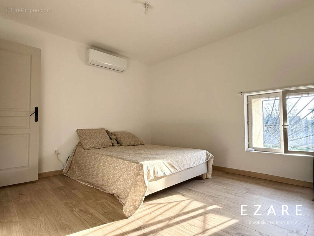 Chambre 1 avec dressing  - Maison à DEMIGNY
