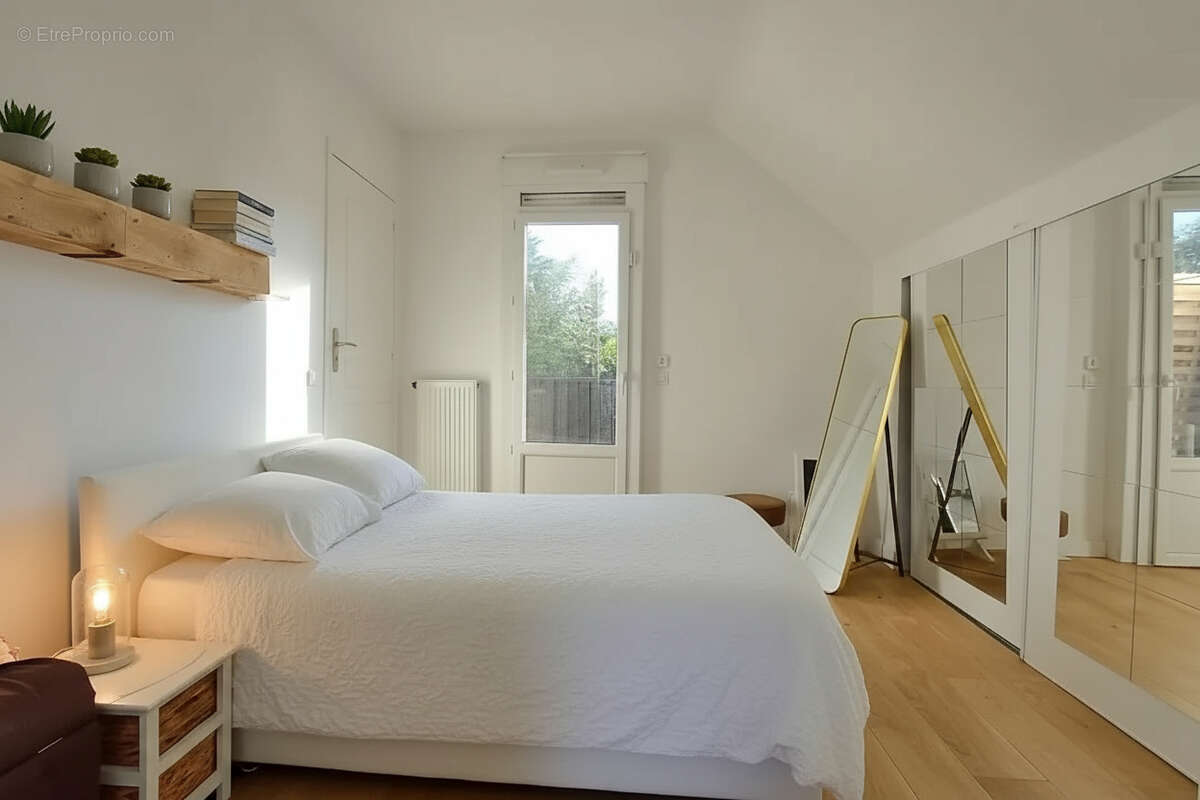 Maison à MONTMORENCY