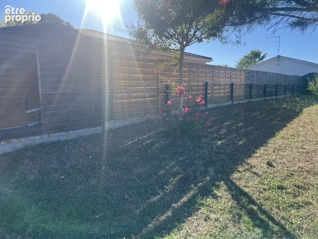 Photo Maison à Saint-Loubes au prix de 475 000€