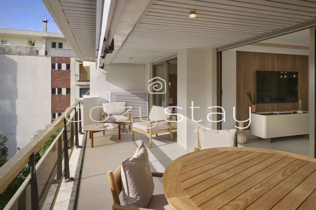 Appartement à CANNES