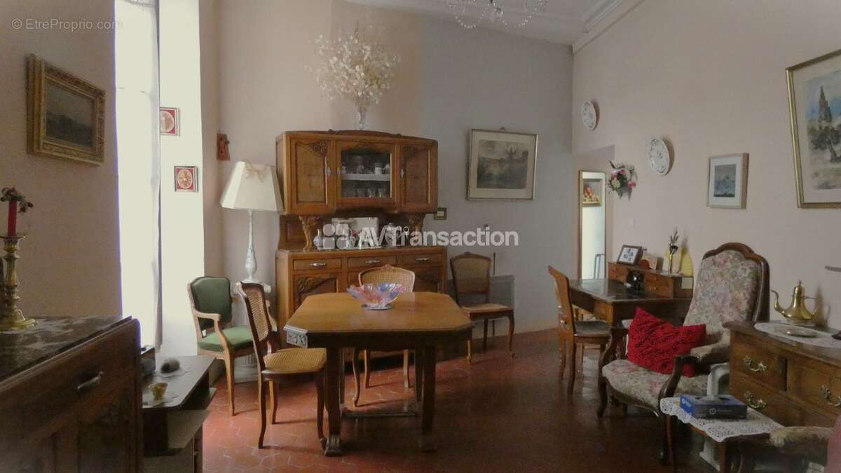 Appartement à LASALLE