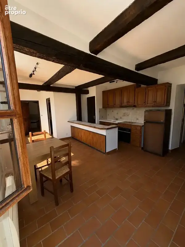 Appartement 2 pièces lumineux avec jolie vue dégagée et cave - photo 3