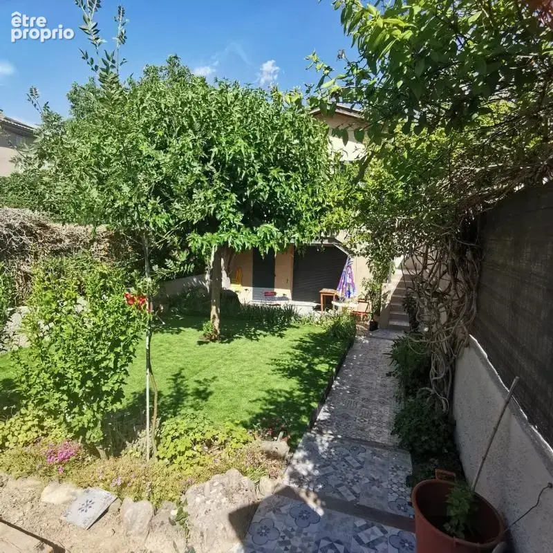 Maison de 132 m² avec jardin - photo 10