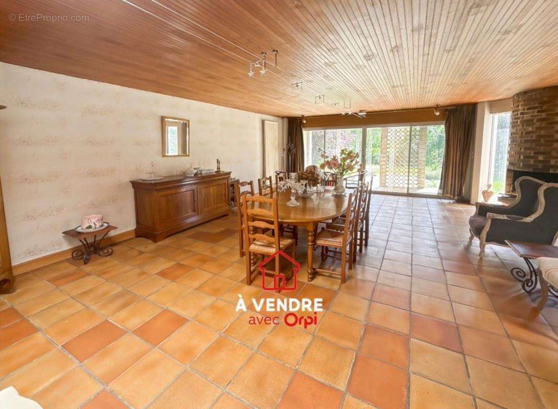 Maison à SAINT-DENIS-EN-VAL