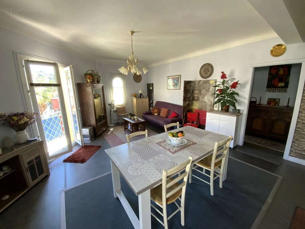 Appartement à MENTON
