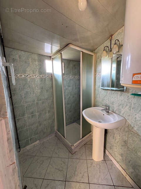 Maison à DONVILLE-LES-BAINS