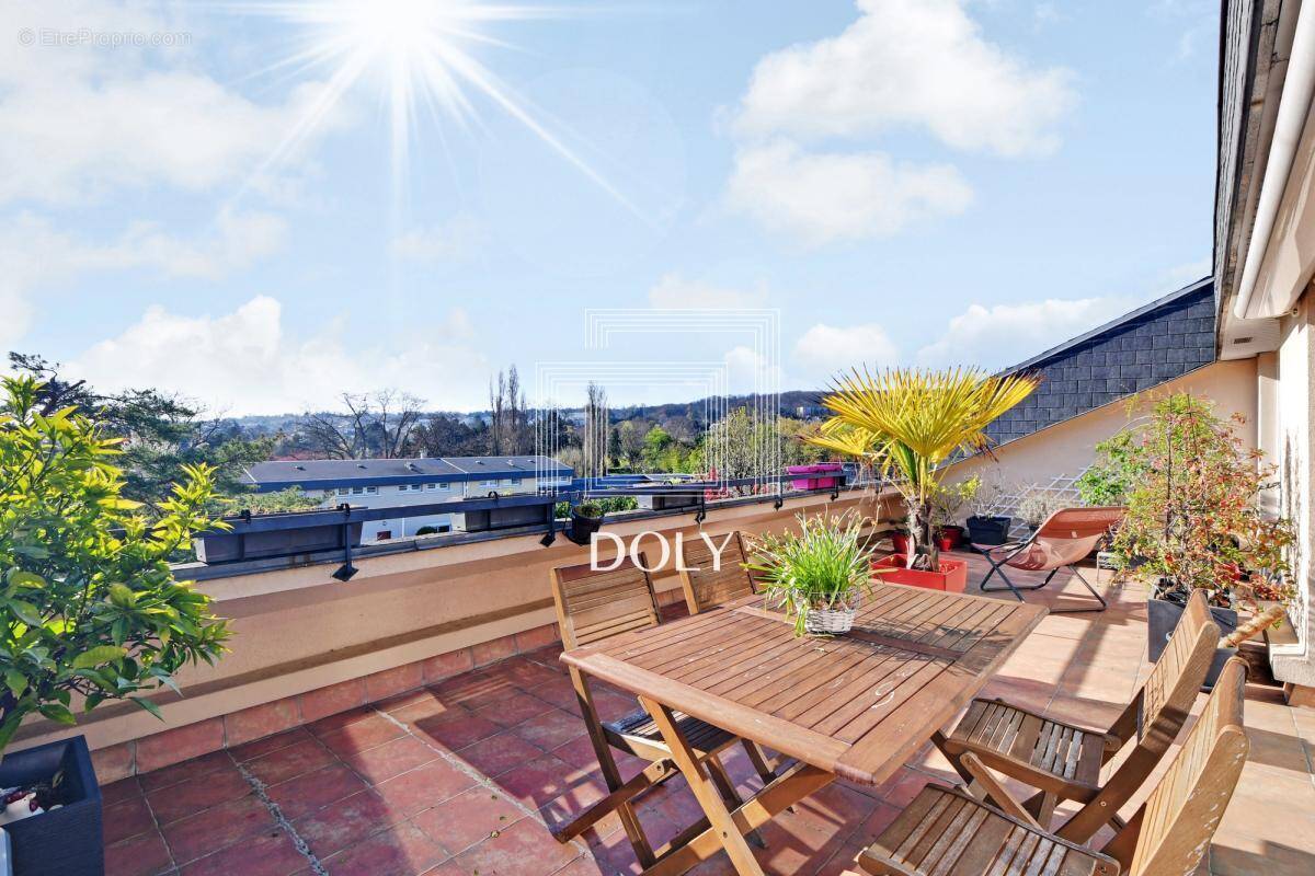 Appartement à RUEIL-MALMAISON