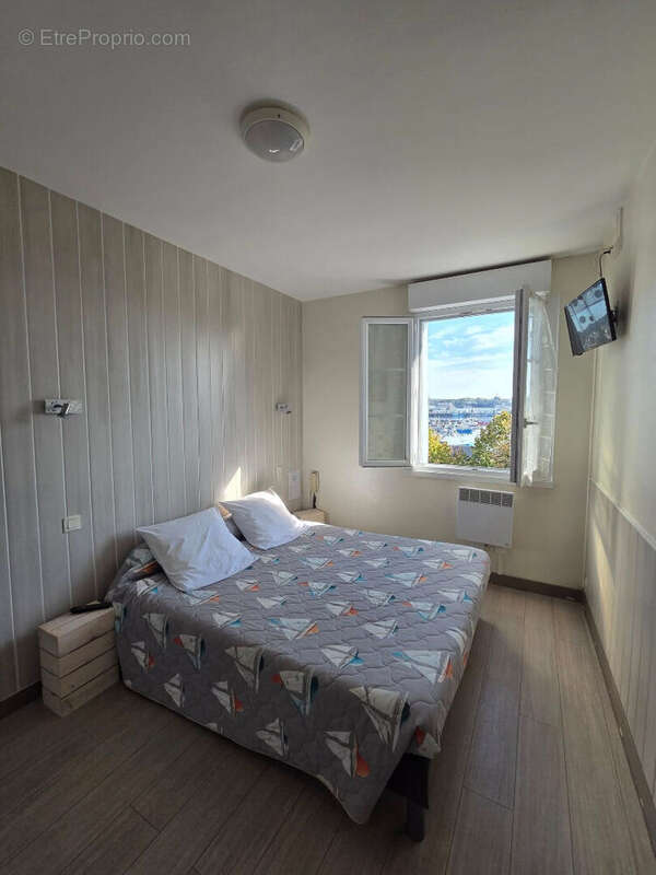 Commerce à CONCARNEAU