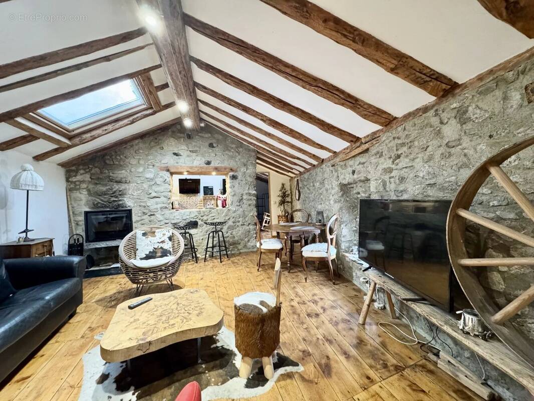 Maison à FONT-ROMEU-ODEILLO-VIA