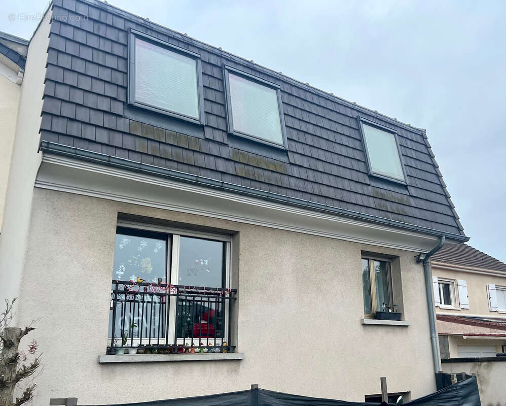 Appartement à PARAY-VIEILLE-POSTE