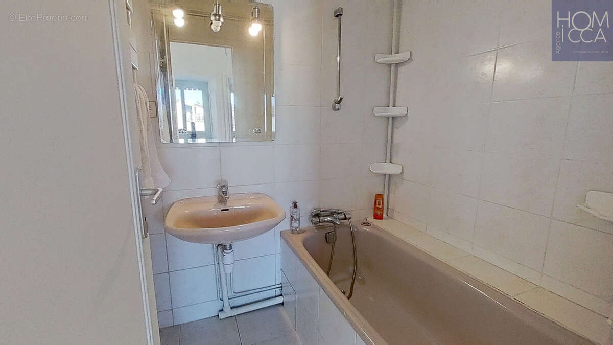 Appartement à TASSIN-LA-DEMI-LUNE