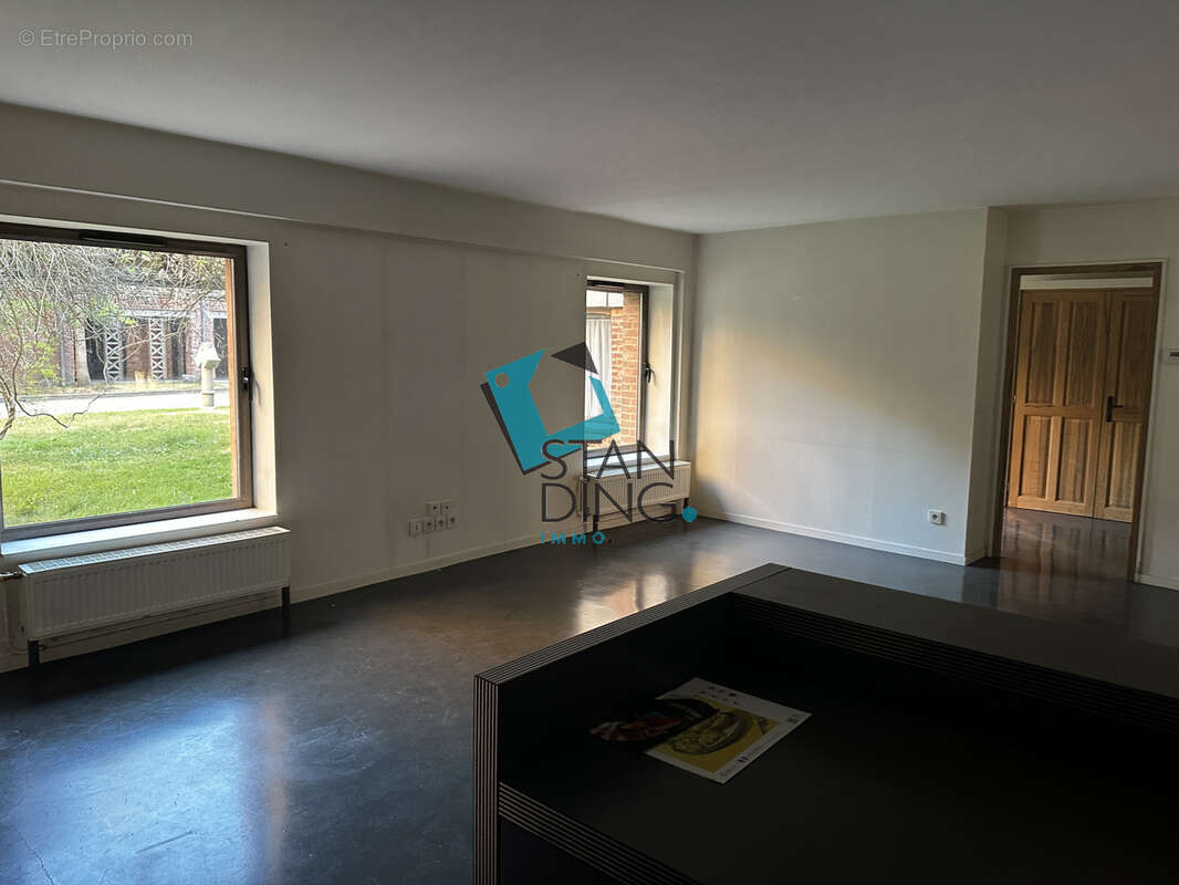 À Vendre : Appartement de Caractère au Cœur du Vieux-Lille 55 m2 - photo 7