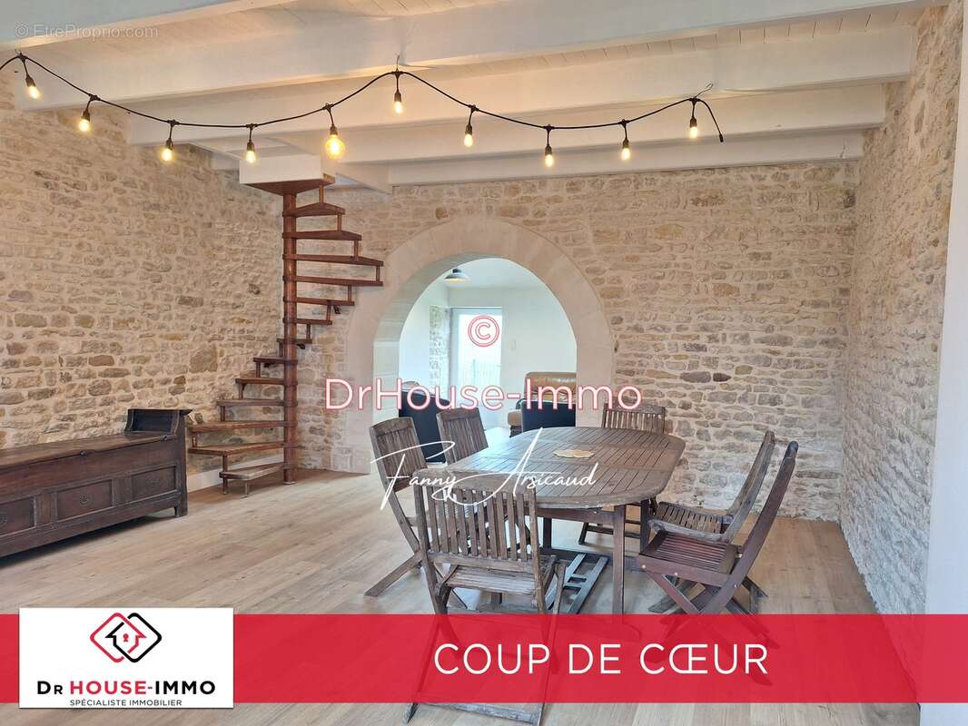 Maison à PUYRAVAULT