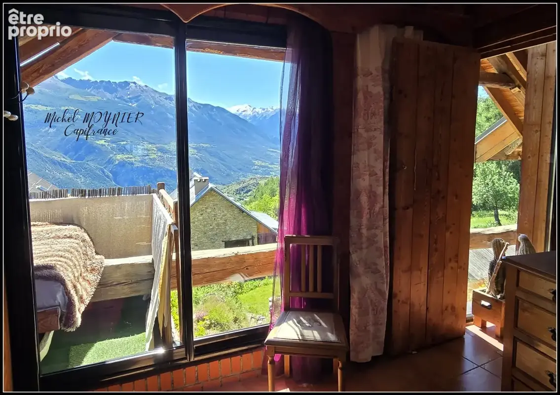 Aux Seyes, commune de Champcella, grande maison de montagne rénovée pour résidence principale, gîte ou chambres d’hôtes - photo 28