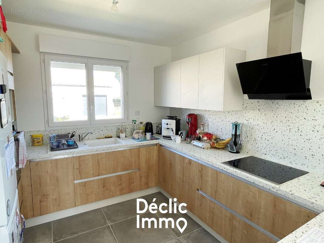 Maison à LA GRIPPERIE-SAINT-SYMPHORIEN