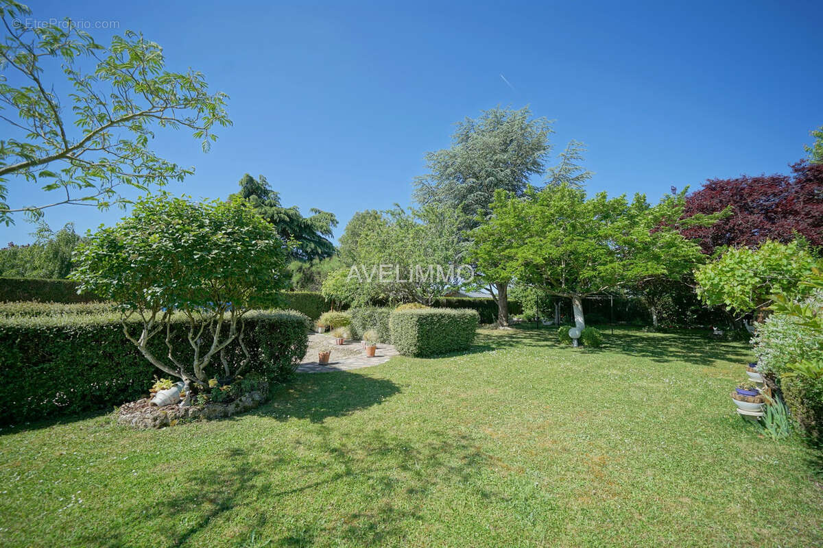 Maison à VILLIERS-SAINT-FREDERIC