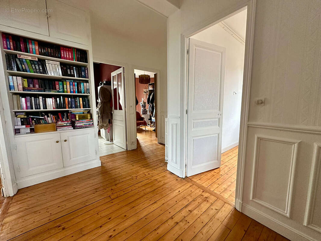 Maison à SAINT-QUENTIN