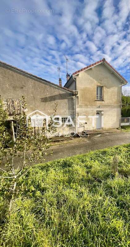 Maison 410 m² à Saint-Genes-De-Castillon  - photo 8