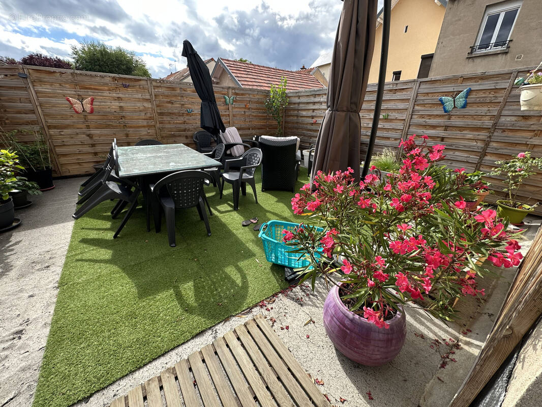 Appartement à BELLERIVE-SUR-ALLIER