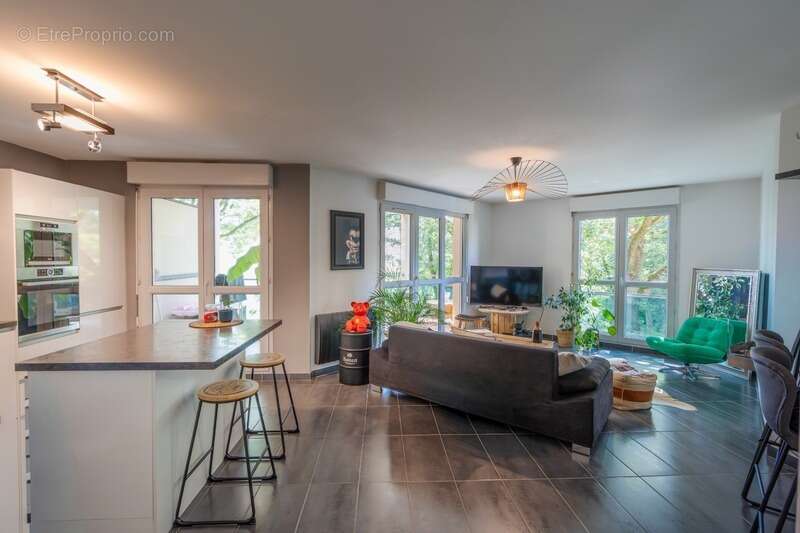 Appartement à BRON