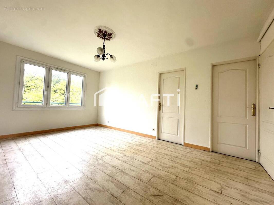 Photo 1 - Appartement à CLICHY-SOUS-BOIS