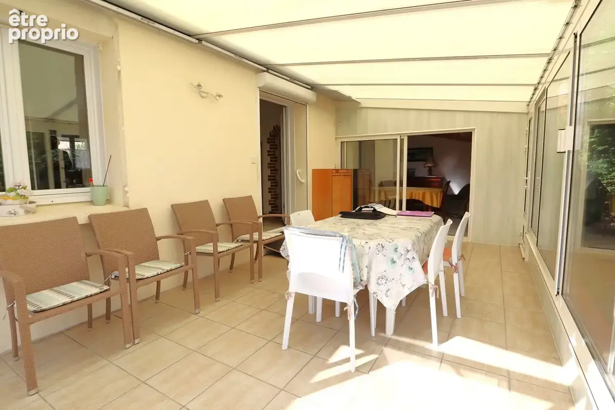 Au CALME d'une IMPASSE, maison de PLAIN-PIED offrant 110 m2 d'habitation - photo 7
