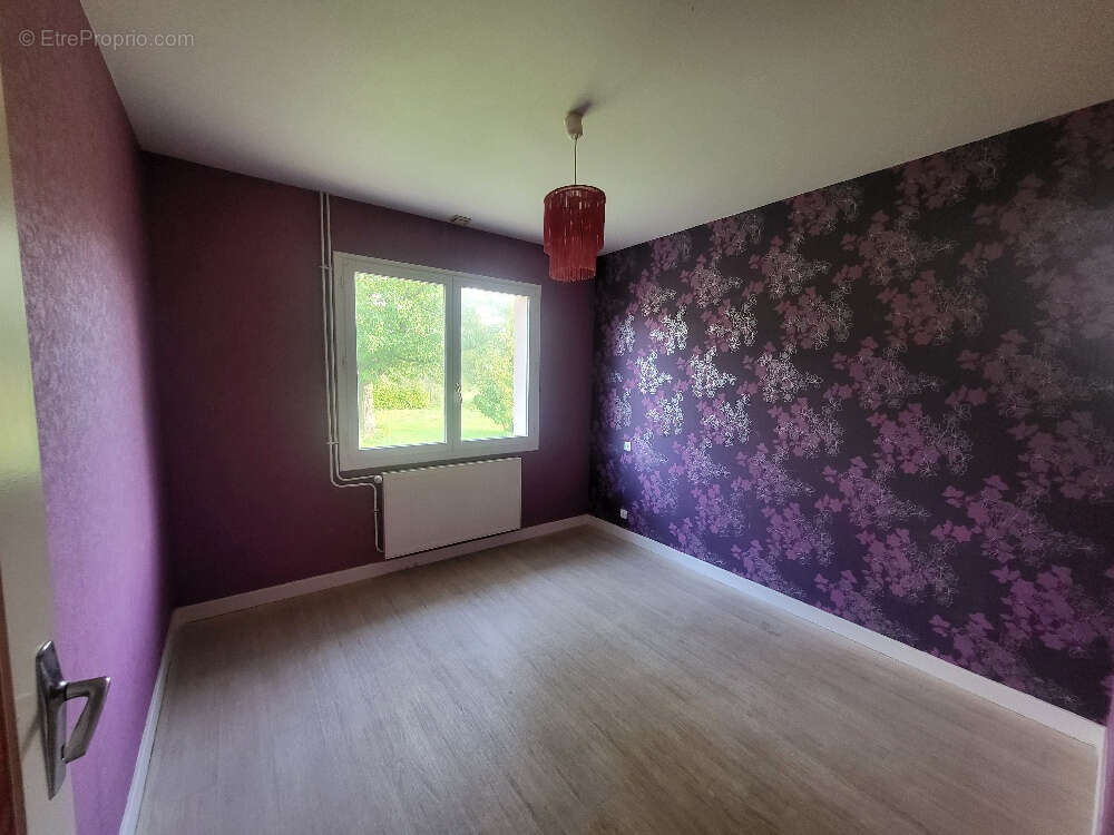 Maison à SAINT-MARCEL