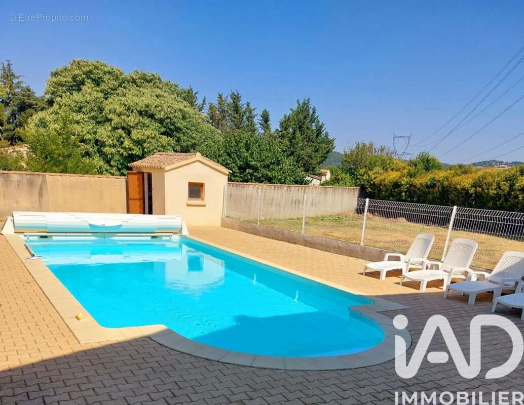 Photo 3 - Maison à SAINT-JULIEN-DE-PEYROLAS