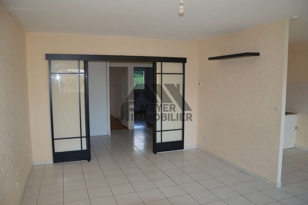 Appartement à POMPEY