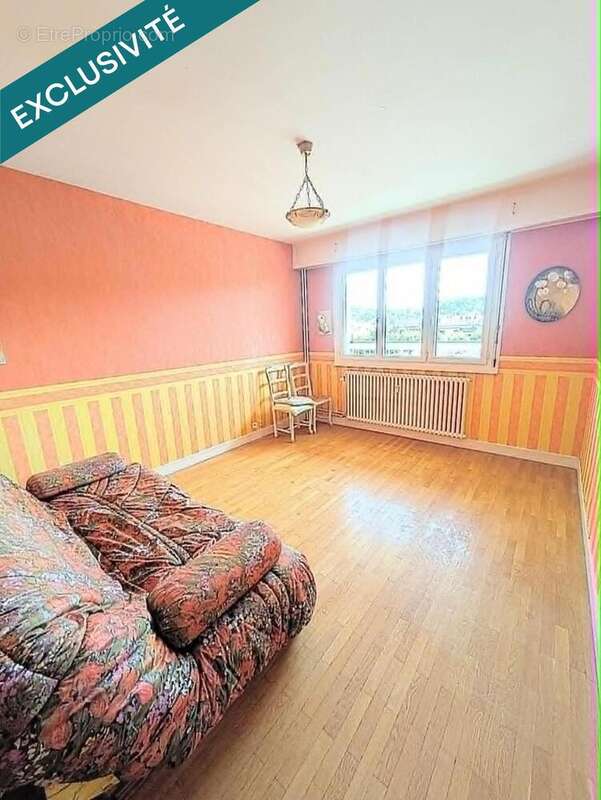 Photo 9 - Appartement à LONS-LE-SAUNIER