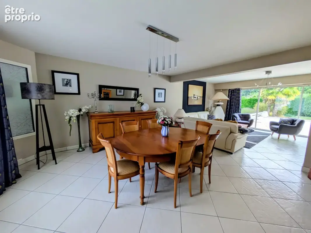 A vendre - saint saturnin pavillon contemporain 4 chambres bureau piscine - photo 4