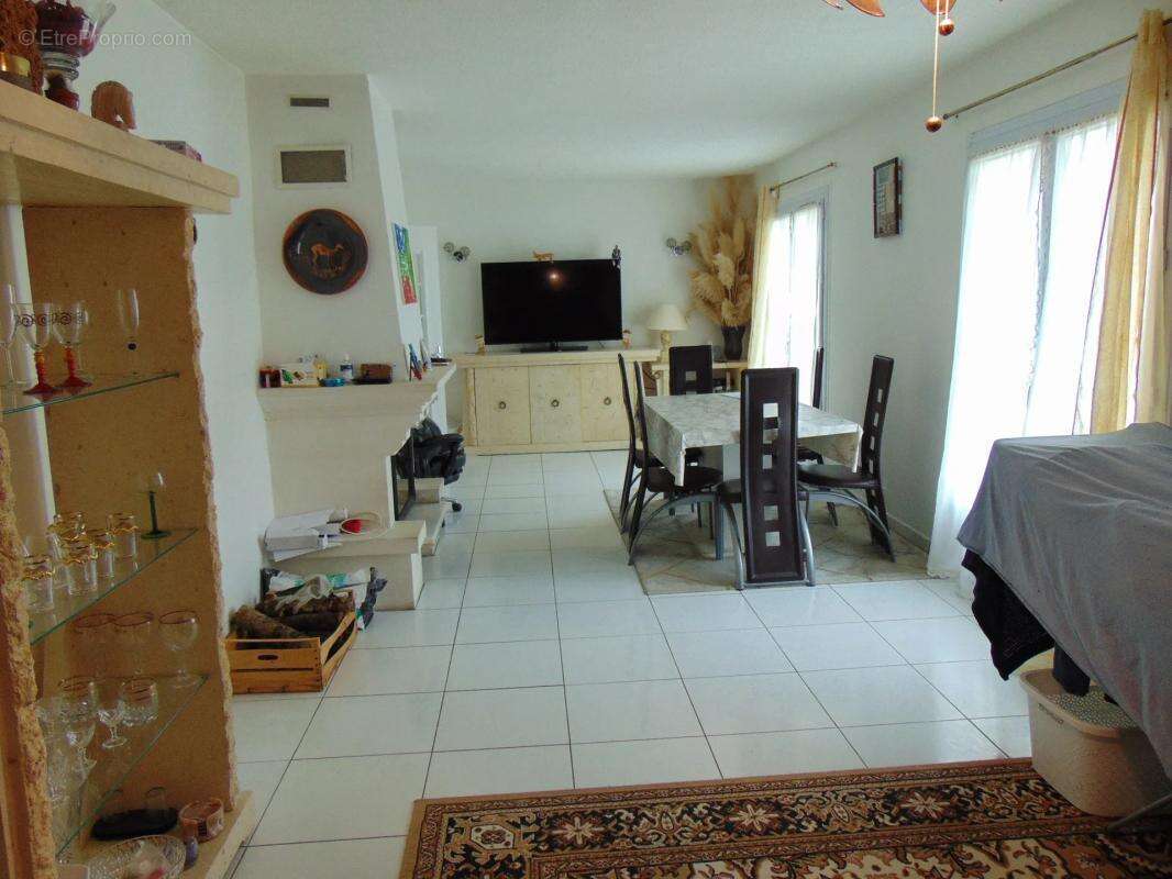 Maison à VILLEMANDEUR