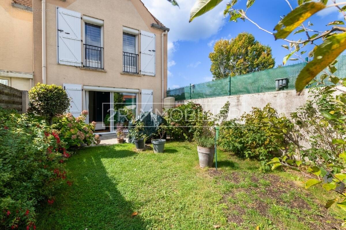 Maison à LAGNY-SUR-MARNE