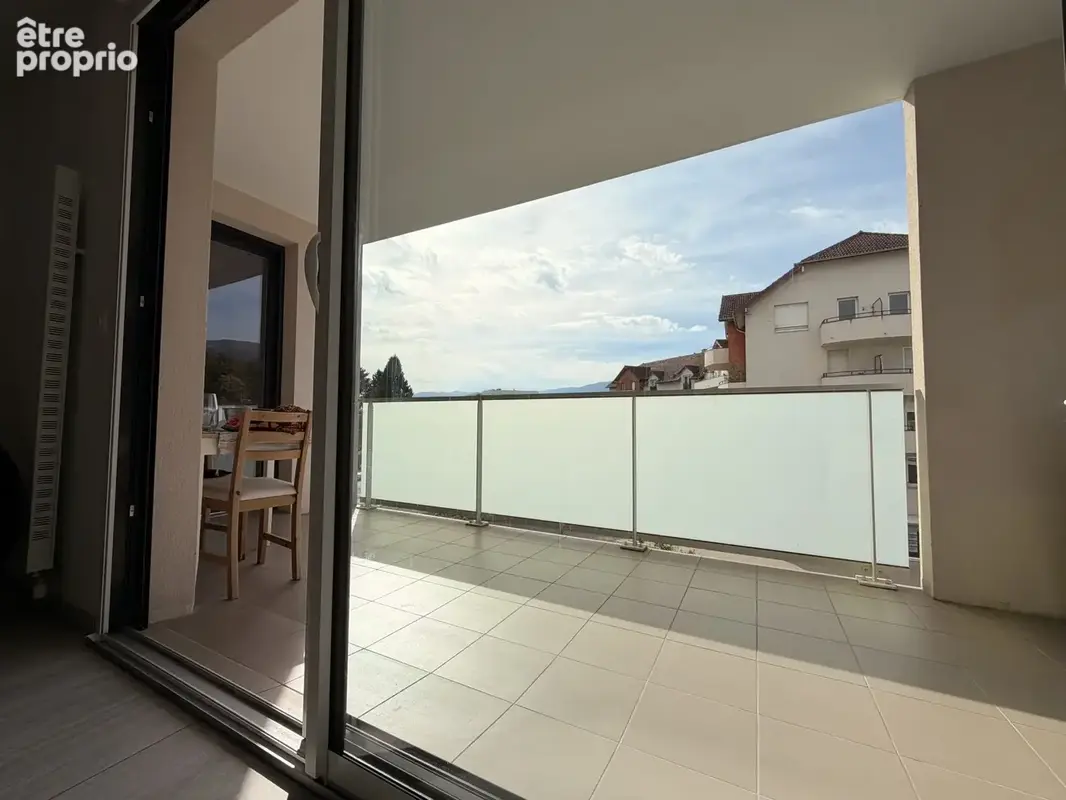 Photo Appartement à Saint-Genis-Pouilly au prix de 490 000€