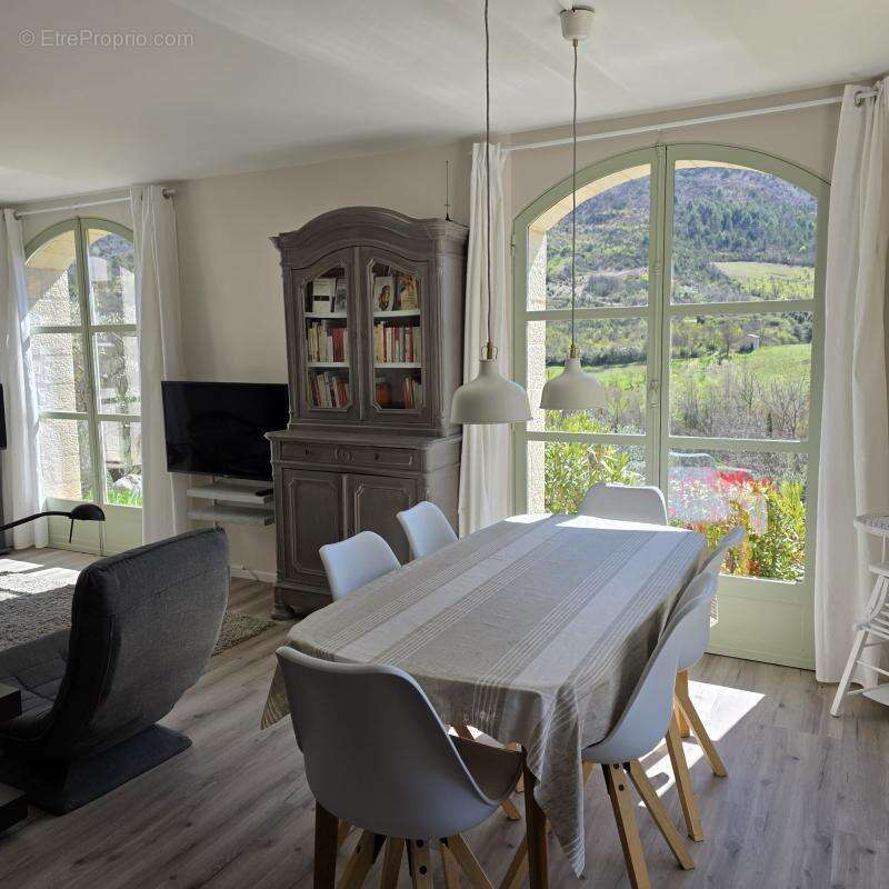 Maison à BUIS-LES-BARONNIES