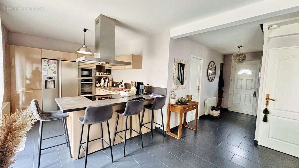 Maison à BLAINVILLE-SUR-ORNE