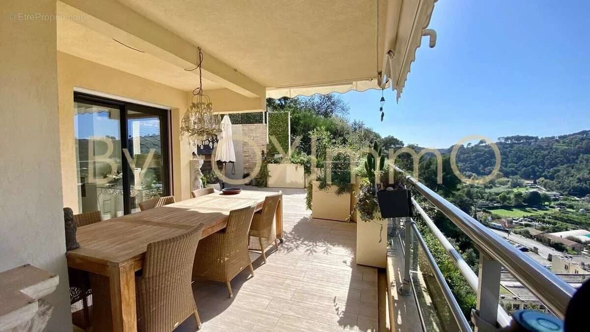 Appartement à CAGNES-SUR-MER
