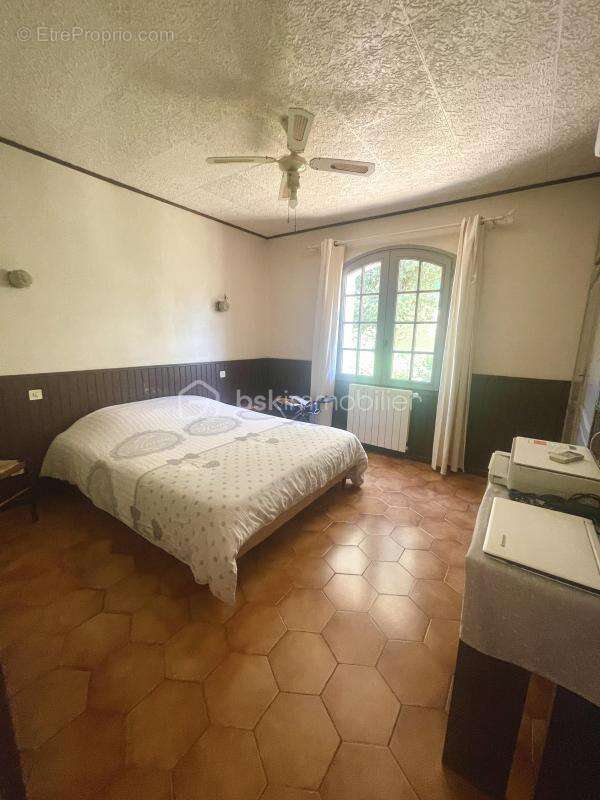 Maison à SIX-FOURS-LES-PLAGES