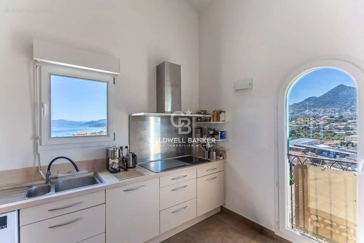 Appartement à L'ILE-ROUSSE