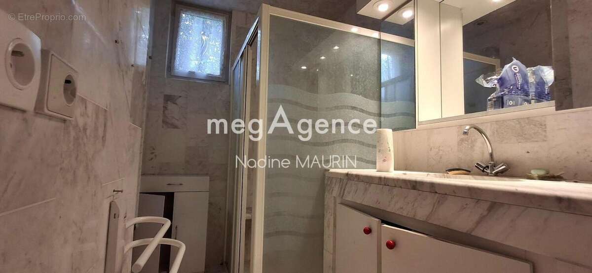 À rénover  Maison de 105 m² sur terrain de 3 180 m²  Villavard - photo 6