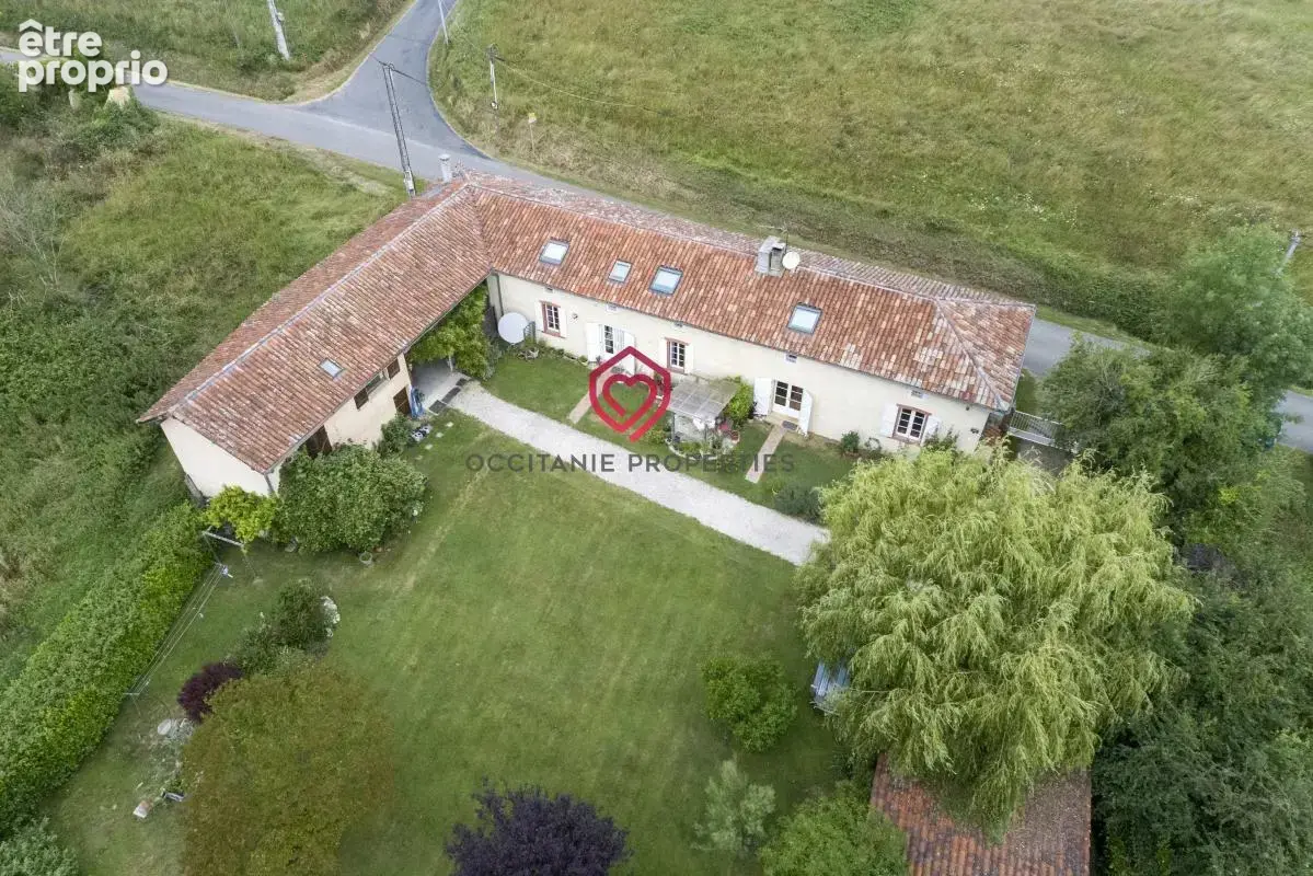 Maison avec gîte, dépendance et vue panoramique - photo 15
