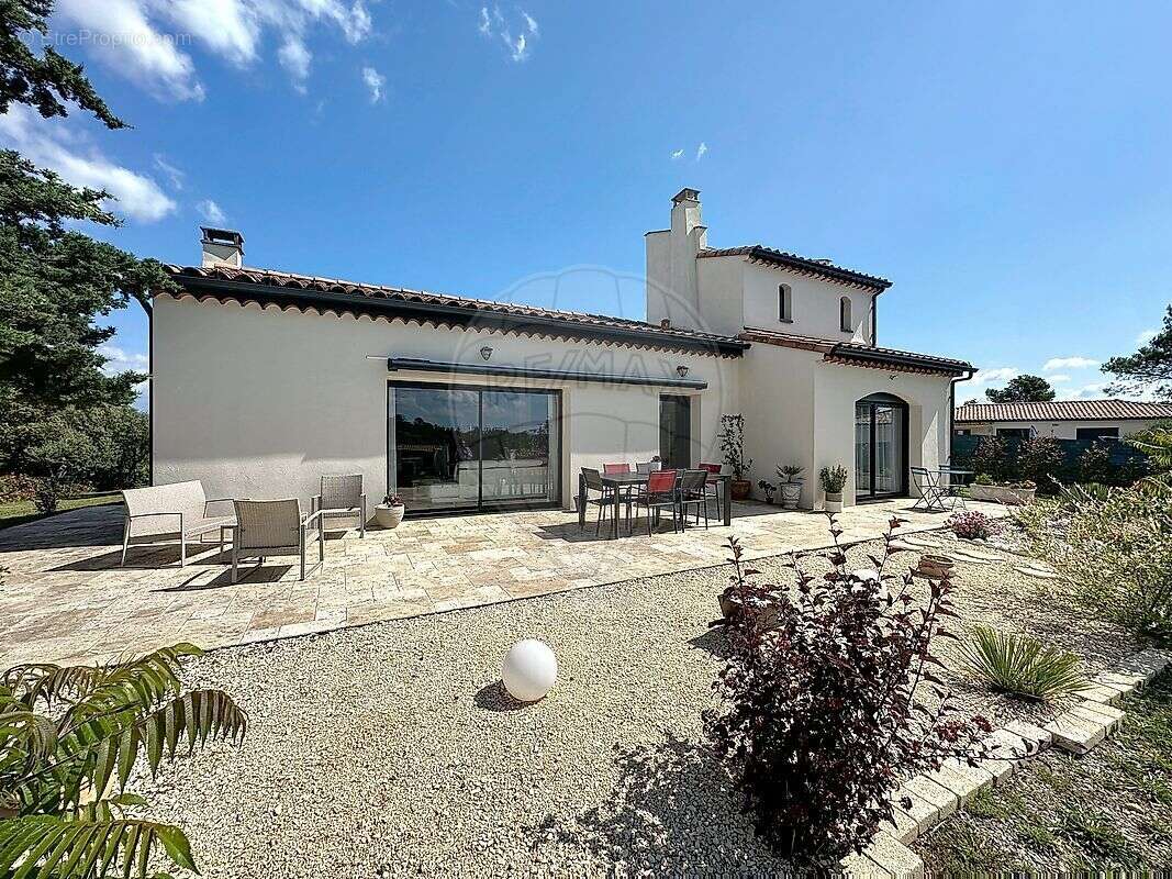 Maison à MASSILLARGUES-ATTUECH