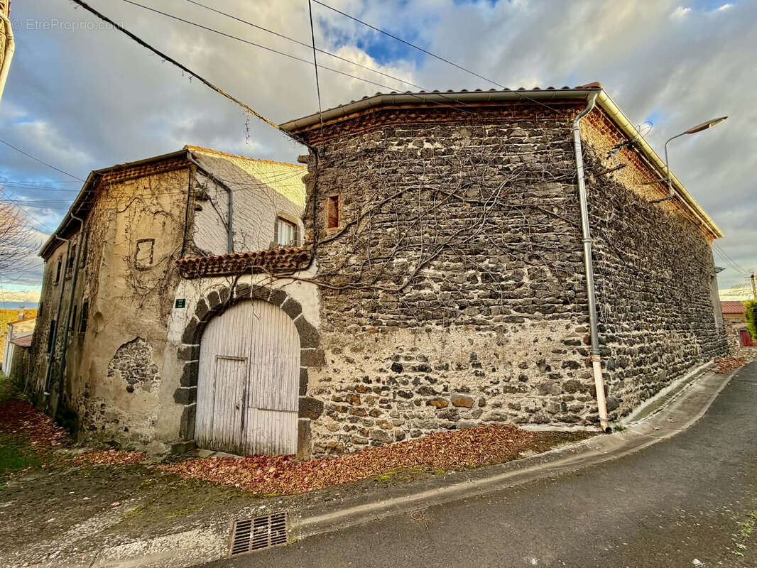 Maison à BERGONNE