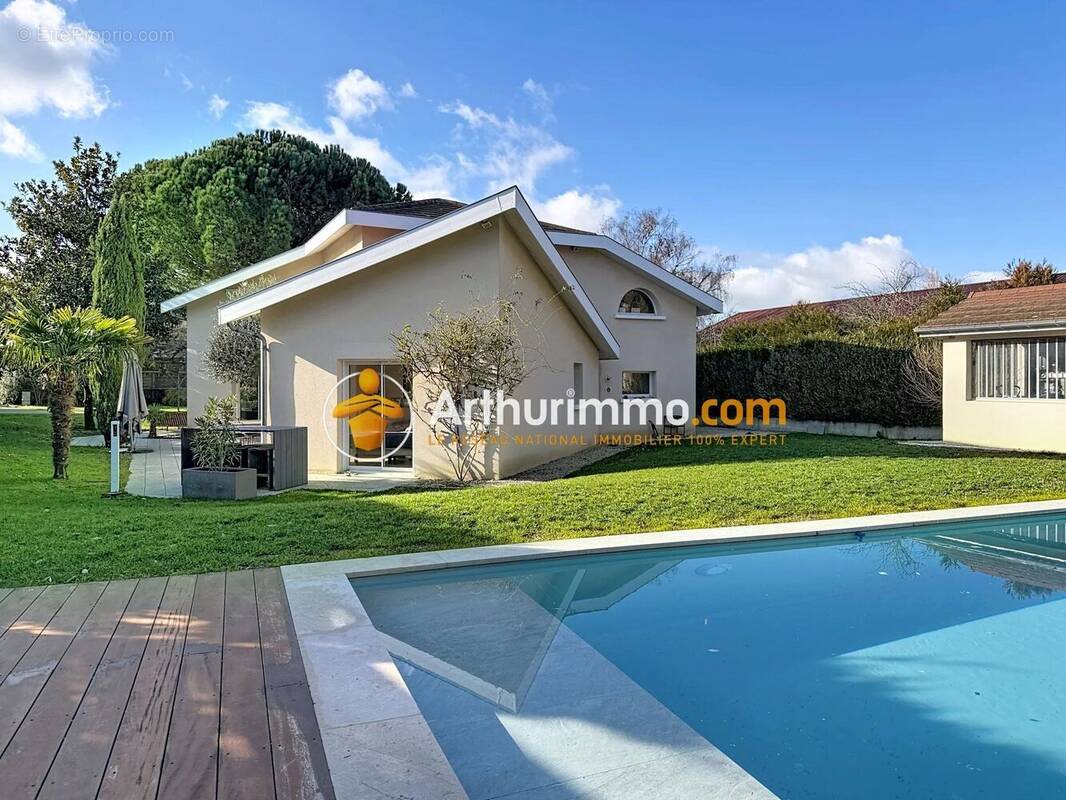 Maison à BOURGOIN-JALLIEU