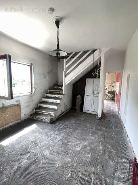 Maison à réinventer avec fort potentiel - photo 2