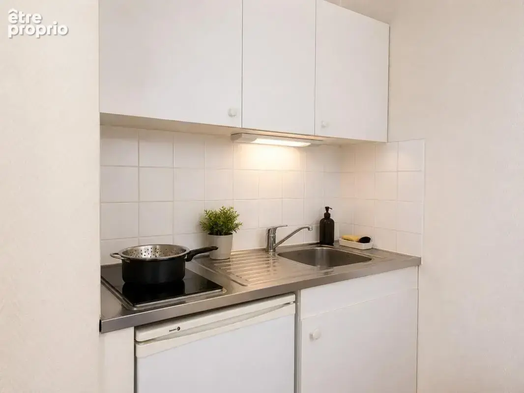Tours Studio + place de parking idéal investisseur - photo 2