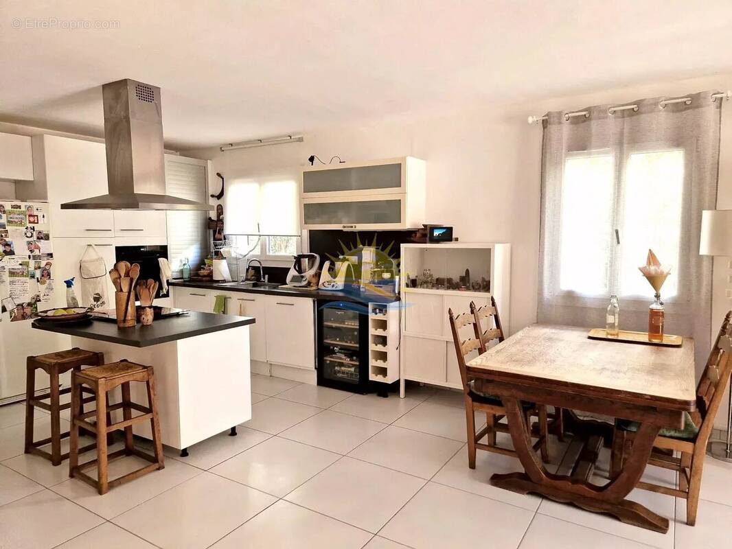 Appartement à CARRY-LE-ROUET