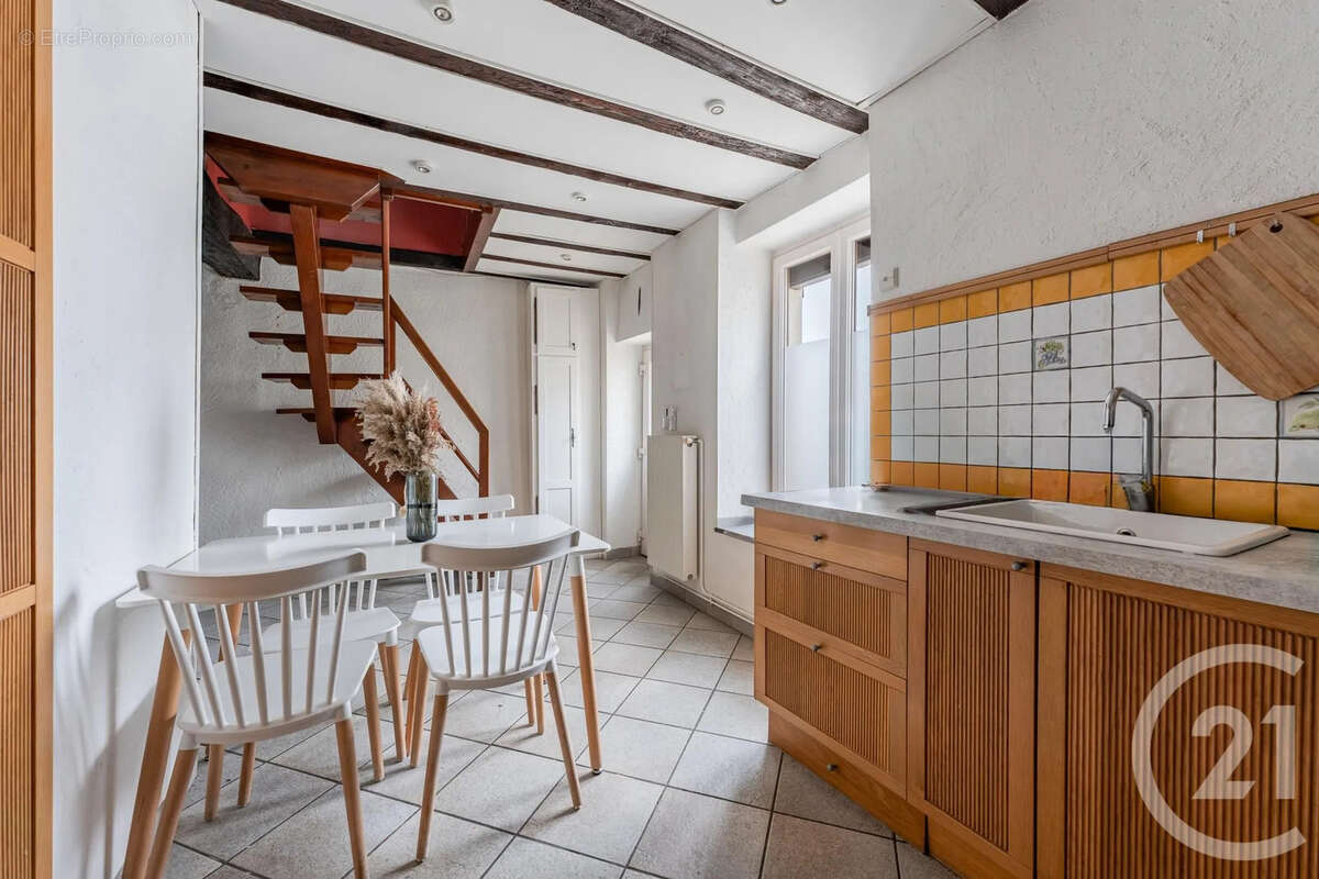 Maison à SAINT-PRIEST